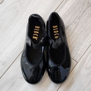 Bloch black patent Tap shoes - toddler size 10.5